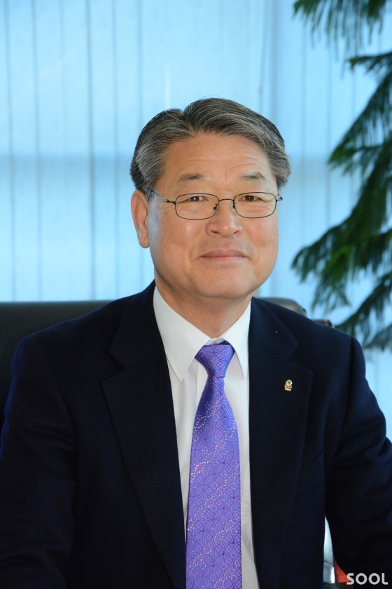 “‘꼬시래기 제 살 뜯어 먹기’식의 과당 경쟁만은 말자”