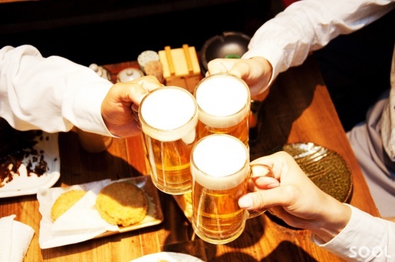 연말연시 잦은 음주, 당신의 건강 망친다