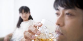 술로 시작된 인생 술로 끝내다